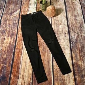 Denizen from Levi’s Ultra High Rise Ankle Jegging